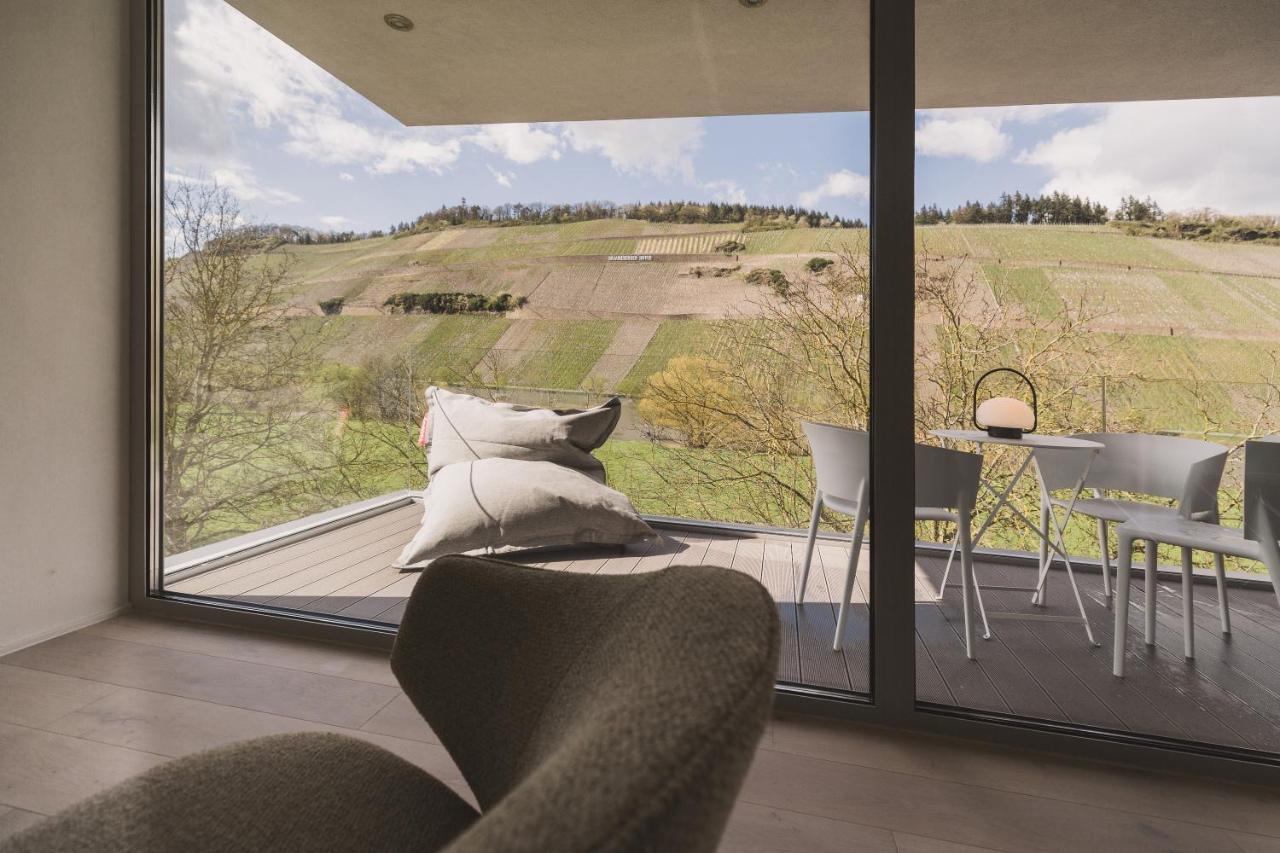 Steillage - Design Moselsuiten Mit Panoramablick Und Spa Brauneberg Luaran gambar